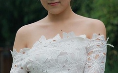 男生扒女生内衣